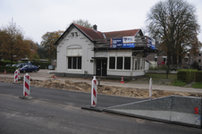 900417 Gezicht op het voormalige restaurant Spitfire annex voormalig station Huis ter Heide aan de Amersfoortseweg te ...